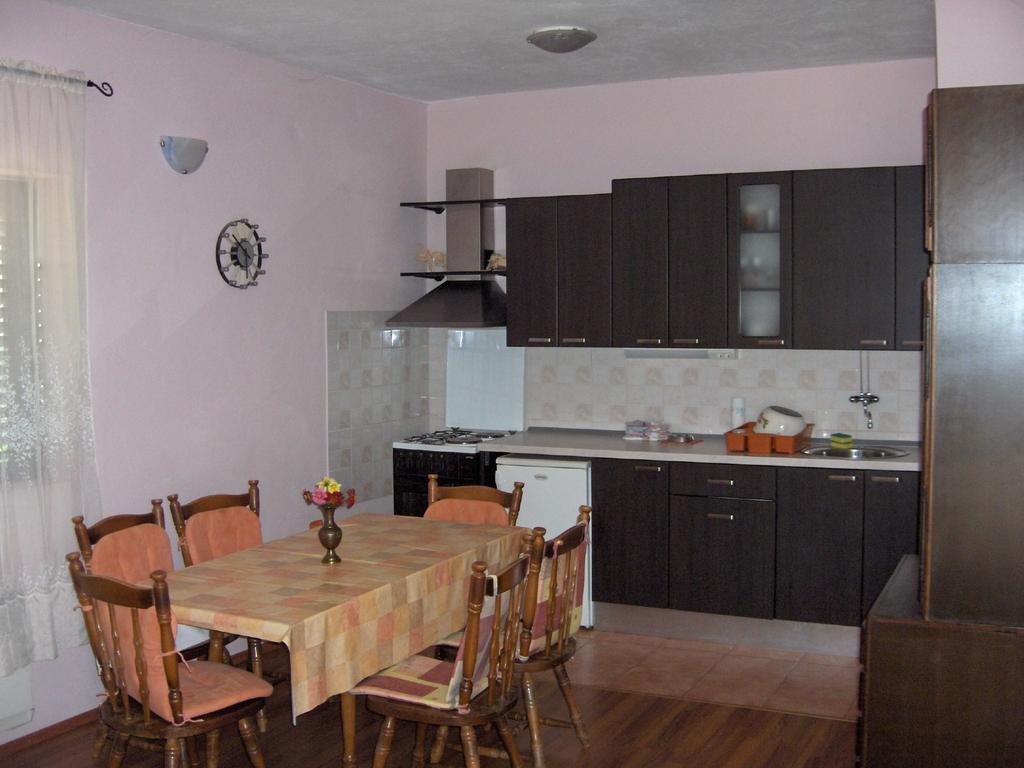 Apartment Raslina ห้อง รูปภาพ