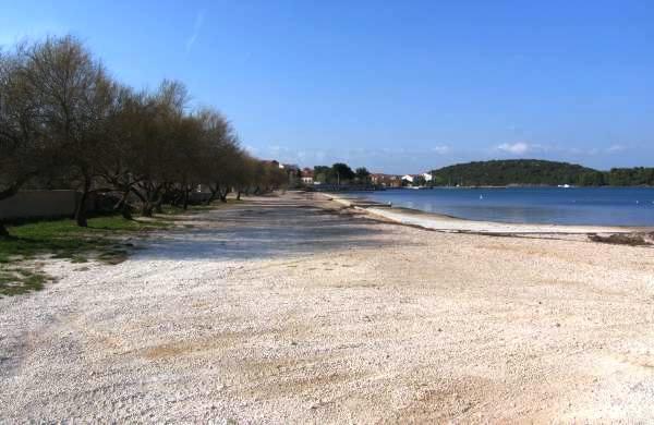 Apartment Raslina ภายนอก รูปภาพ